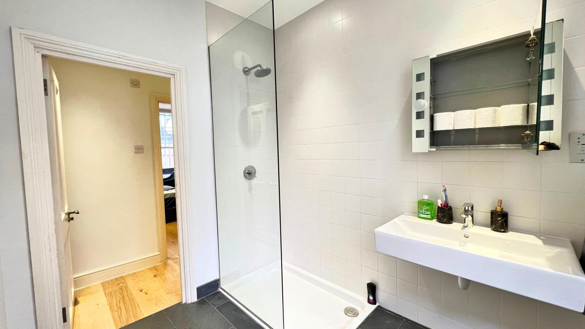Mayfair Studio By Oxford Street - Luxurylondonstays Экстерьер фото